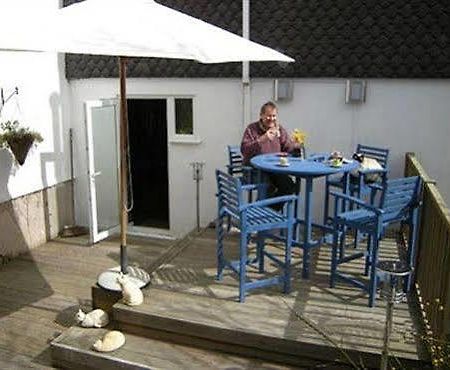 סנט אוסטל Guesthouse Topos מראה חיצוני תמונה