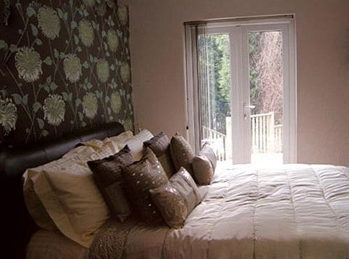 סנט אוסטל Guesthouse Topos מראה חיצוני תמונה